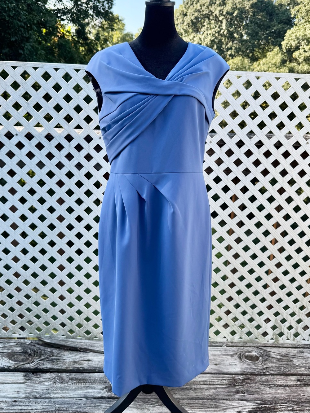 Lafayette 148 Sheath Cocktail Dress